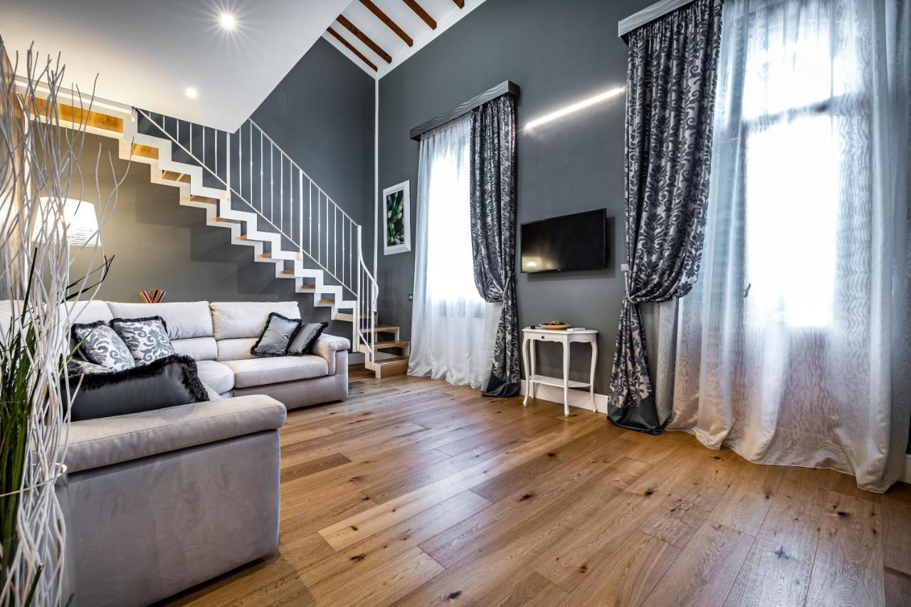 Yid Capo Di Mondo Luxury Apartment In פירנצה מראה חיצוני תמונה